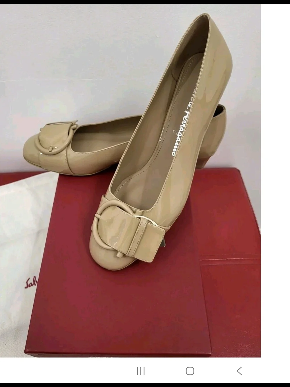 Salvatore Ferragamo Beige Bessie Gancini Pump Shoes Size 7.5C and Size 10B NWB